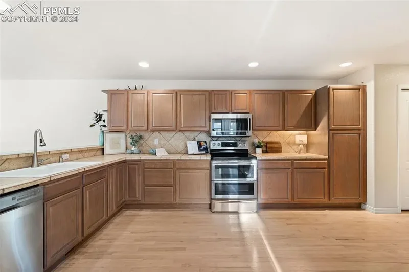 2268 Palm Drive #B, Colorado Springs, CO 80918, Colorado Springs, Colorado, United States. - Photo 2