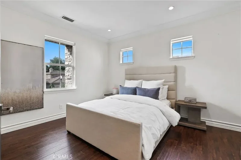 113 Bottlebrush, Irvine, California, United States. - Photo 35