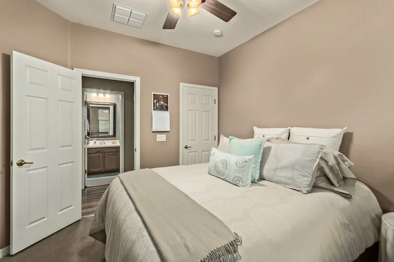 8335 W Maya Drive , Peoria, AZ 85383, Peoria, Arizona, United States. - Photo 10