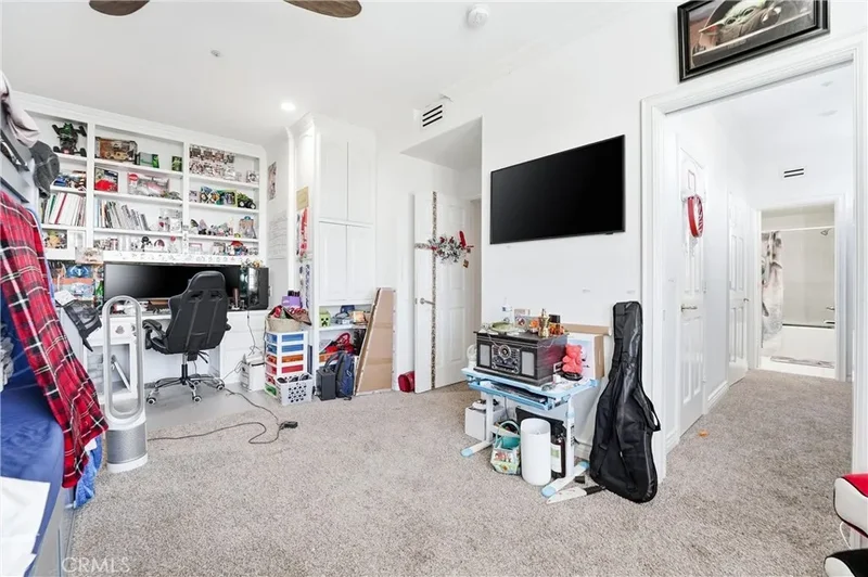 381 S Henning Way, Anaheim, CA, 92807, USA, Orange, California, United States. - Photo 47