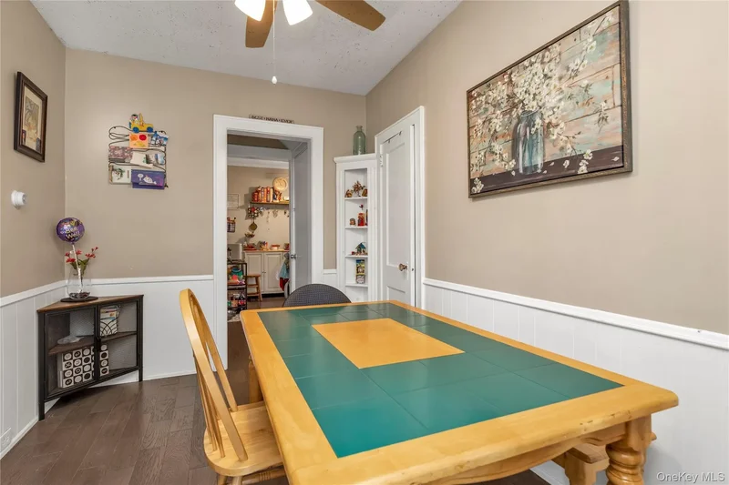 127 Smith Street, Lynbrook, New York, United States. - Photo 16