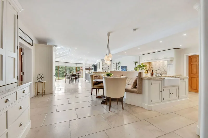 10 Challacombe Close, Brentwood, Brentwood, England, United Kingdom. - Photo 24