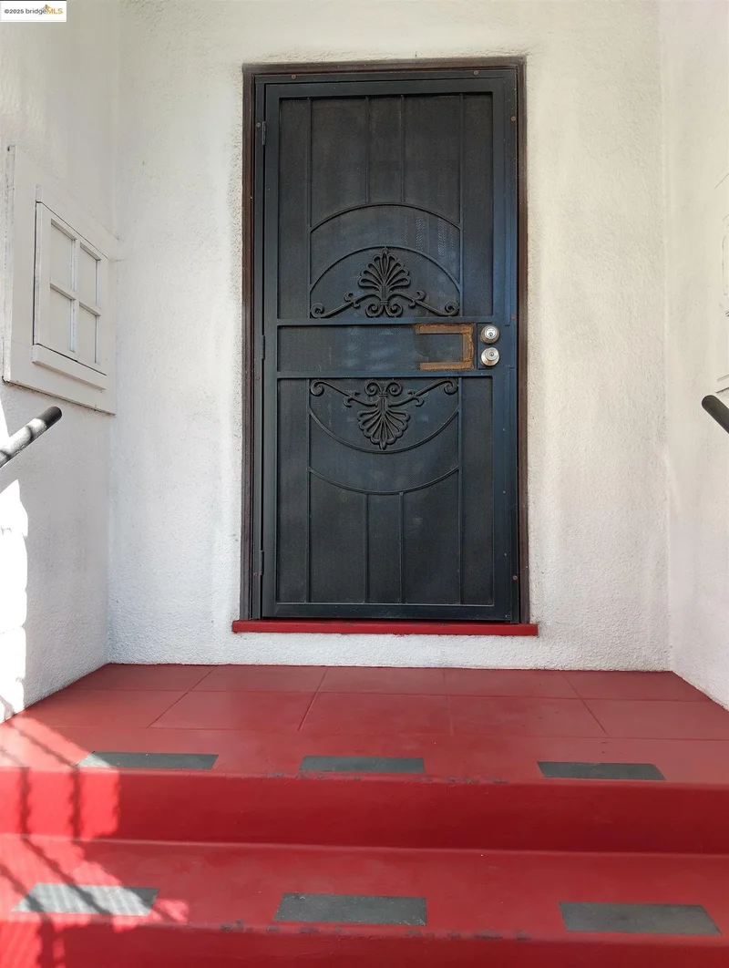 1864 11th Ave, Oakland, California, United States. - Photo 34