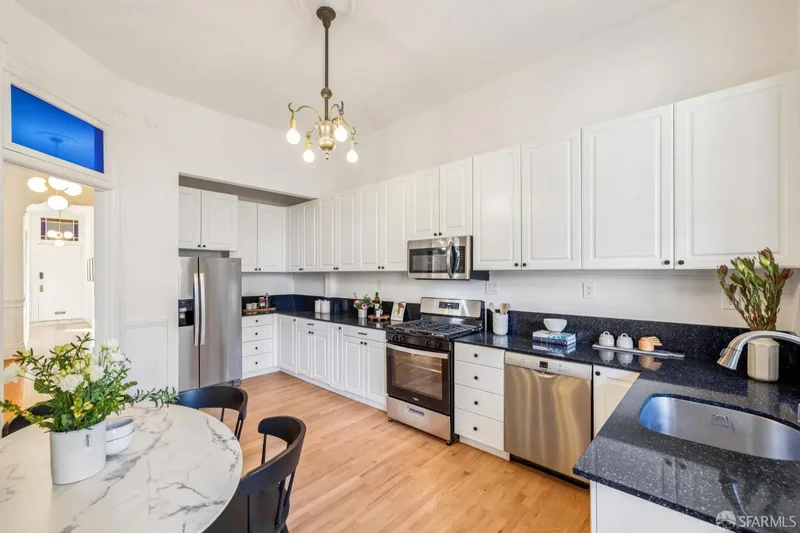 138 Scott Street, San Francisco, California, United States. - Photo 15