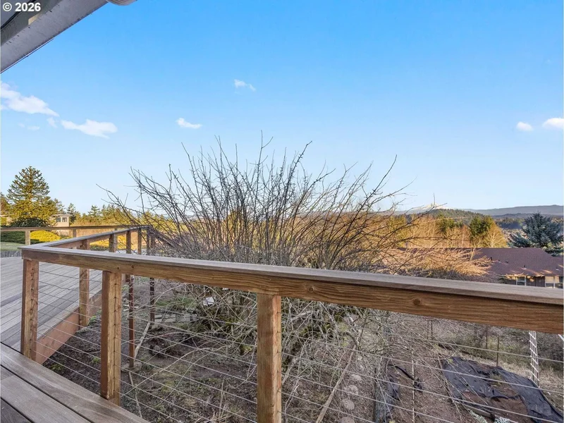 10180 SE CRESTHILL RD, Happy Valley, Oregon, United States. - Photo 37