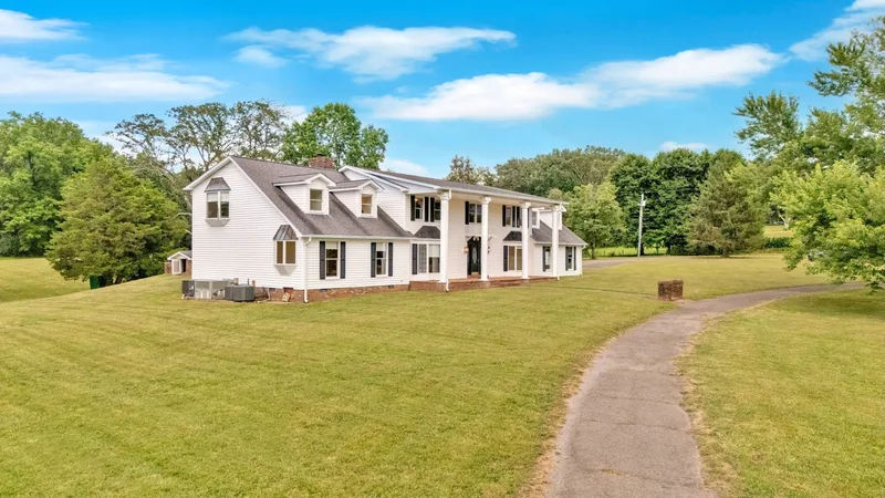 5300 Highway 31 W , Portland, TN 37148, Portland, Tennessee, United States. - Photo 81