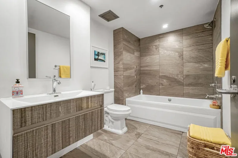 1855 Industrial Street 112, Los Angeles, California, United States. - Photo 3