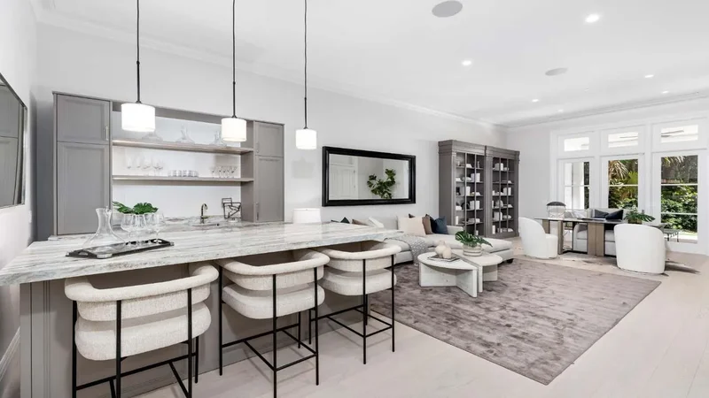 2315 S Ocean Boulevard, Palm Beach, Florida, United States. - Photo 14