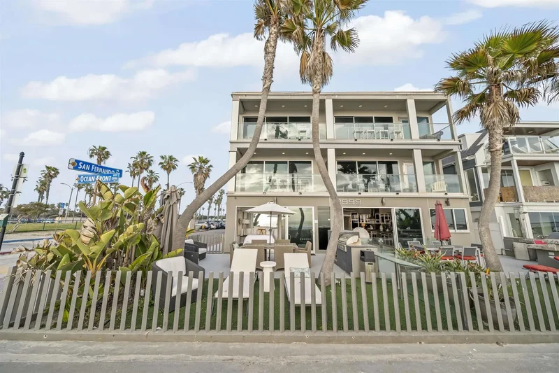 2999 Ocean Front Walk 1, San Diego, California, United States. - Photo 5