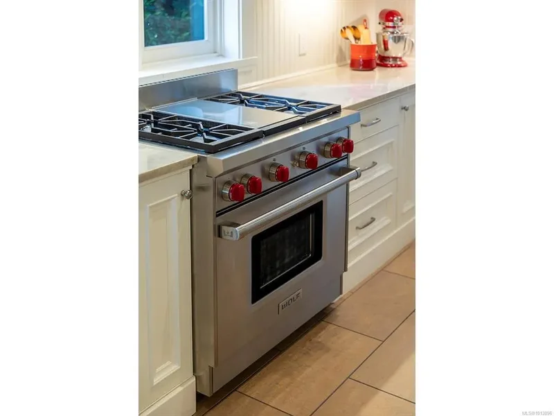 2766 Sea View Rd, Saanich, BC, V8N1K8, CANADA, Saanich, British Columbia, Canada. - Photo 70
