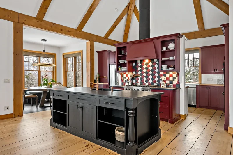 243 Rue Pinoteau, Mont-Tremblant, Quebec, Canada. - Photo 2