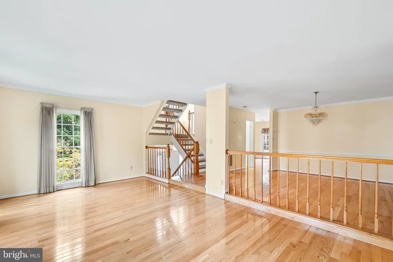 8019 Tanworth Court, Springfield, VA 22152, West Springfield, Virginia, United States. - Photo 9