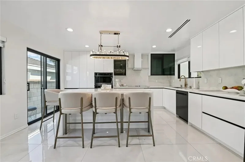 15937 Londelius Street, Los Angeles, California, United States. - Photo 19