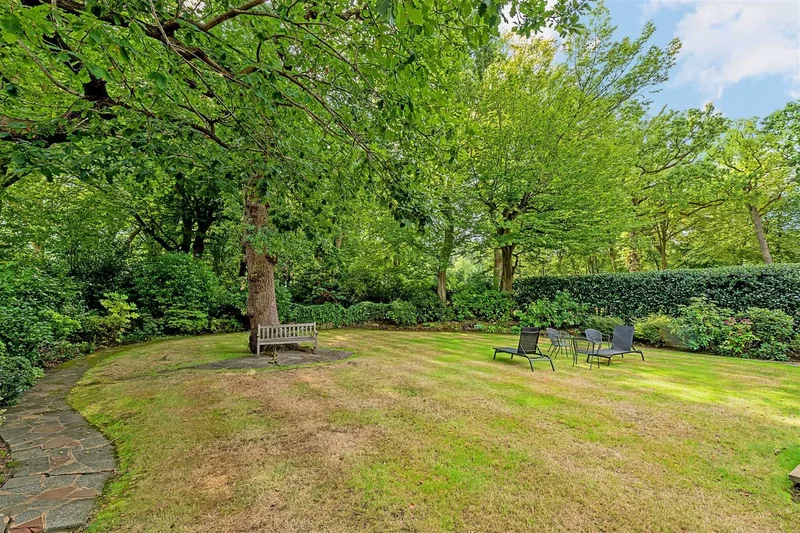 Hampstead Garden Suburb – N2 , NW11, London, England, United Kingdom. - Photo 3
