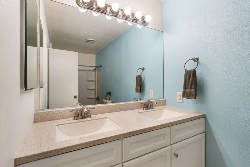 2211 Portavela Street , Santa Fe, NM 87505, Santa Fe, New Mexico, United States. - Photo 11