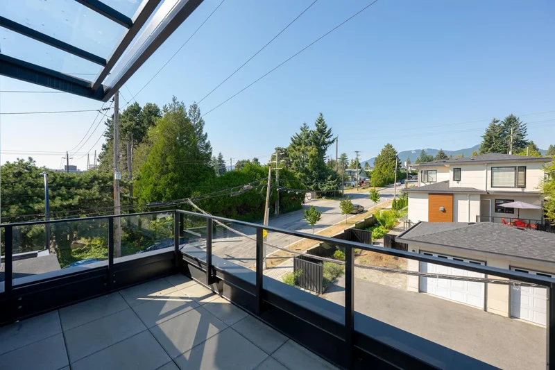 610 E 3rd Street TH6, North Vancouver, British Columbia, Canada. - Photo 8