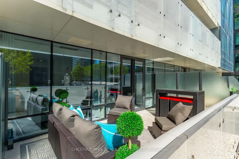 303 - 1 Bloor Street E, Toronto, Ontario, Canada. - Photo 38
