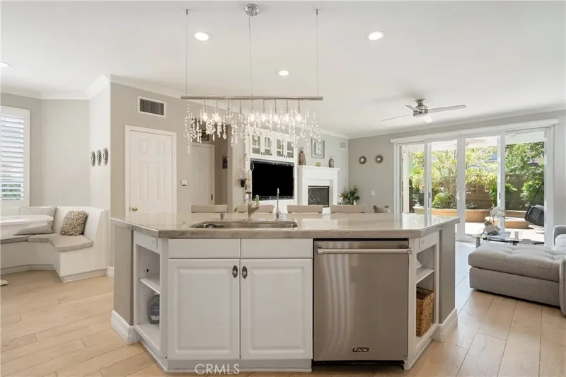 24 Malibu, Irvine, CA 92602, Irvine, California, United States. - Photo 22