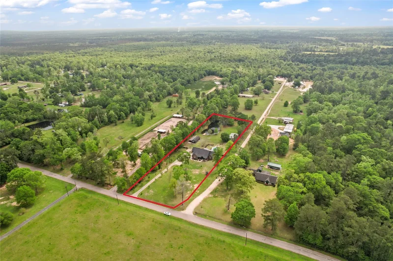 658 County Road 2216, Cleveland, TX 77327, Cleveland, Texas, United States. - Photo 22