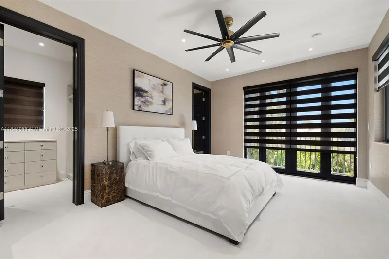 2321 N Bay Rd, Miami Beach, Florida, United States. - Photo 54