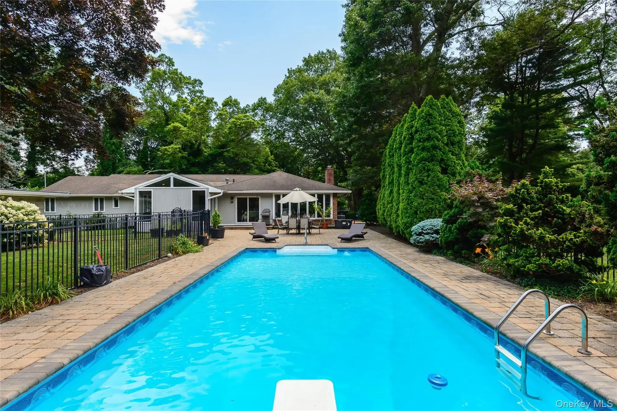 189 Old Westbury Road, Old Westbury, NY 11568, Old Westbury, New York, United States. - Photo 18