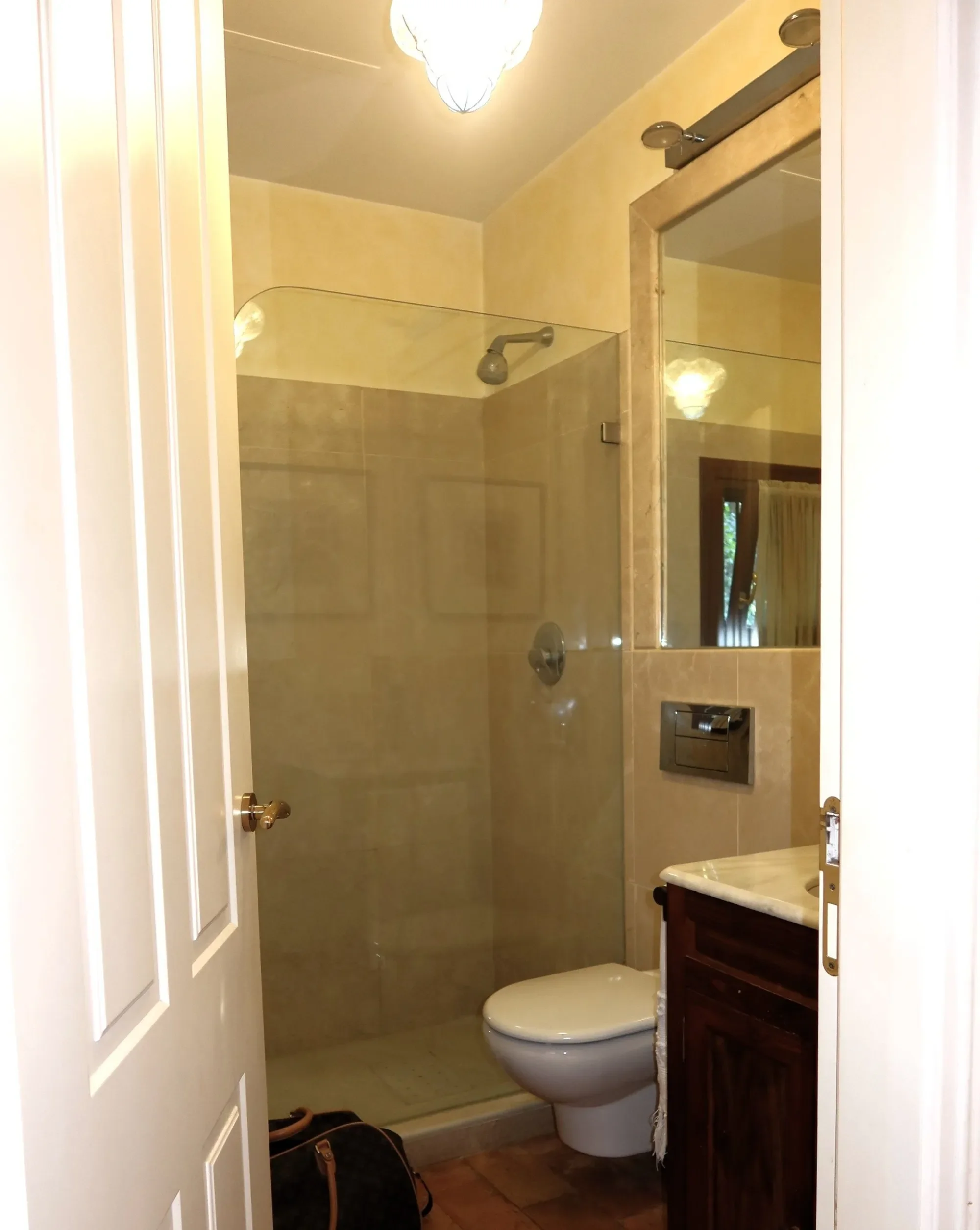 Gallery photo 3