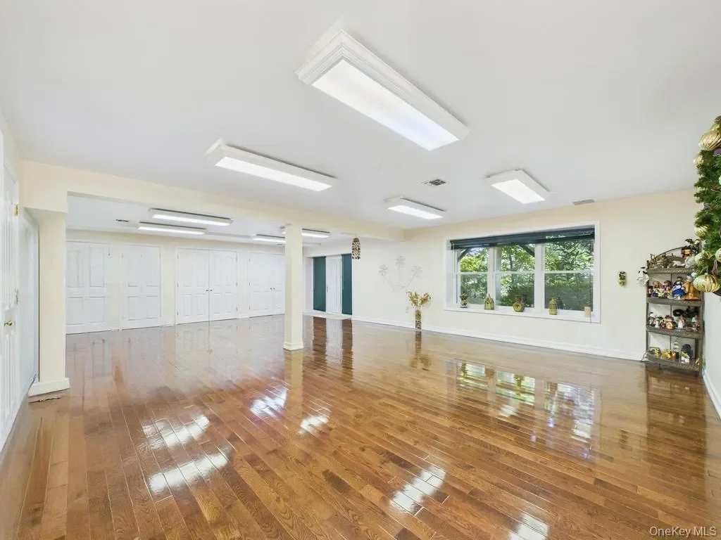 Gallery photo 10