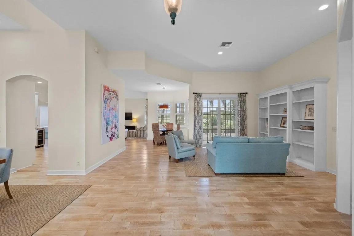 Gallery photo 1
