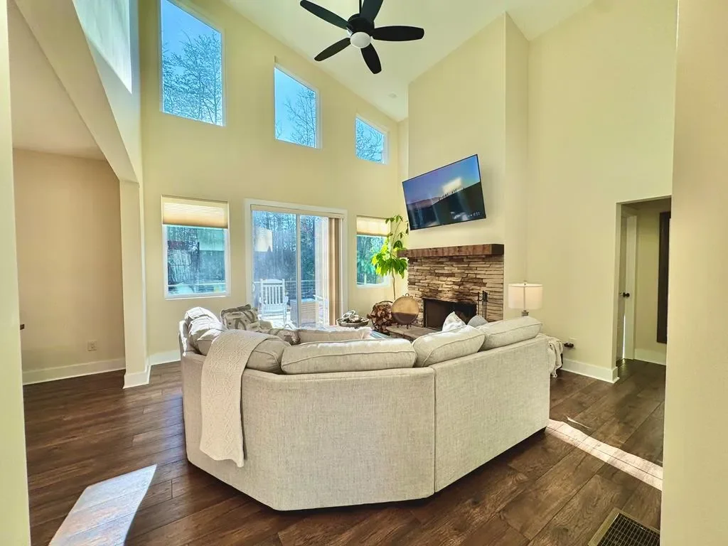 939 Sunset Road, Blue Ridge, Georgia, United States. - Photo 23