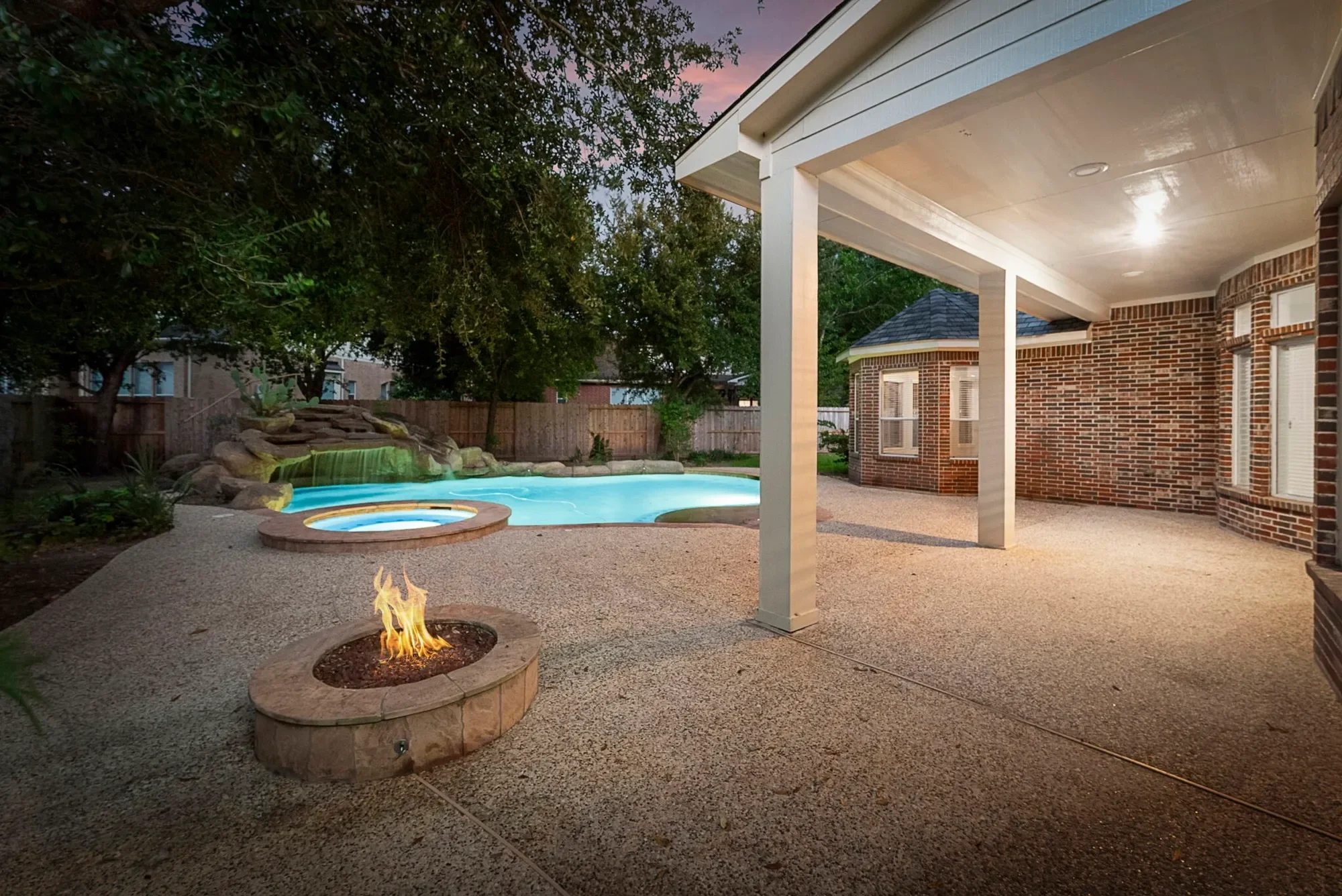 6 Hithervale Court, The Woodlands, TX 77382, The Woodlands, Texas, United States. - Photo 35