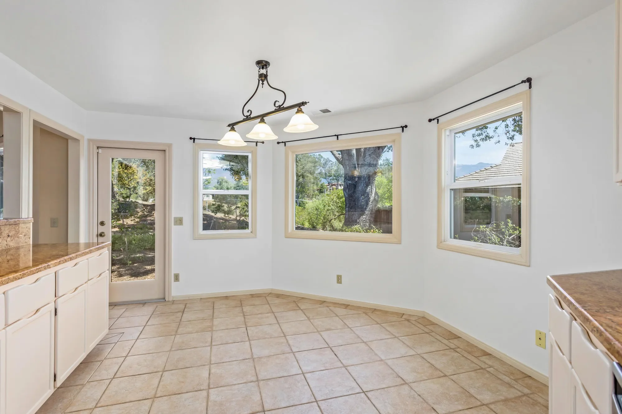 5190 Kara Drive, Santa Barbara, California, United States. - Photo 16