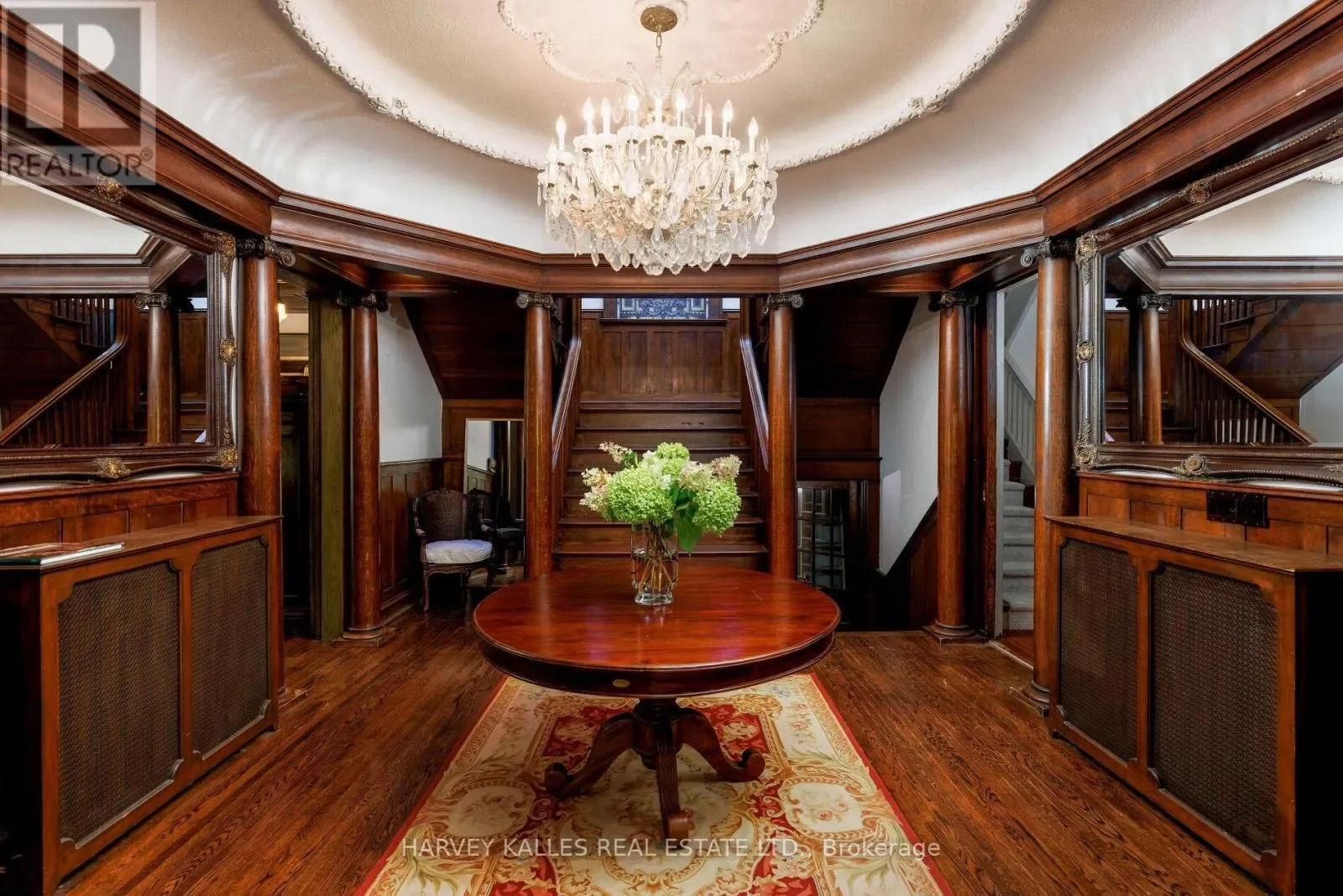 Gallery photo 1