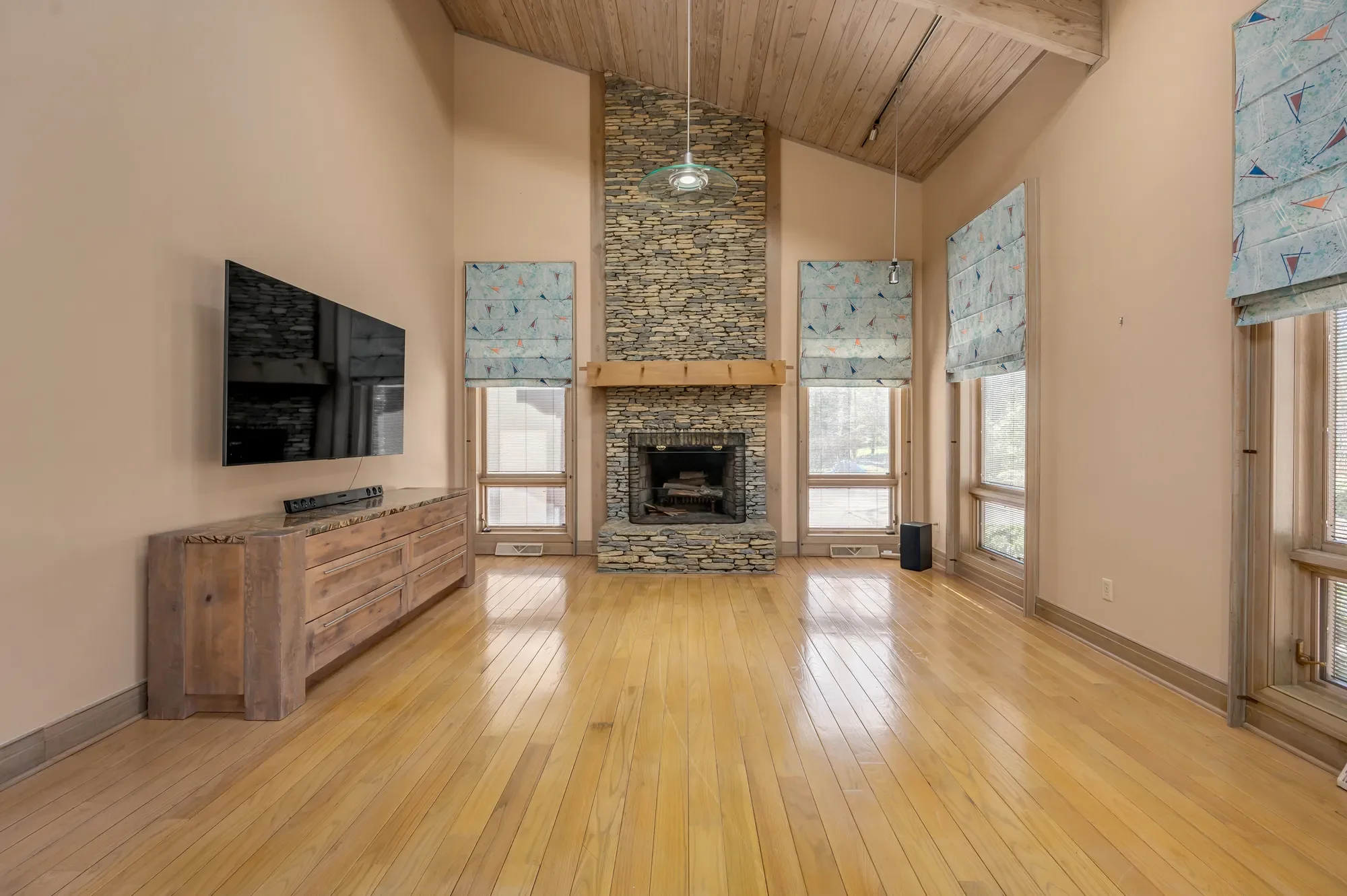 1404 Meganwood Circle, Lexington, KY 40502, Lexington, Kentucky, United States. - Photo 48
