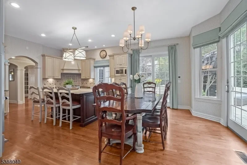 740 Lawrence Ave, Westfield Town, NJ 07090, Westfield, New Jersey, United States. - Photo 17