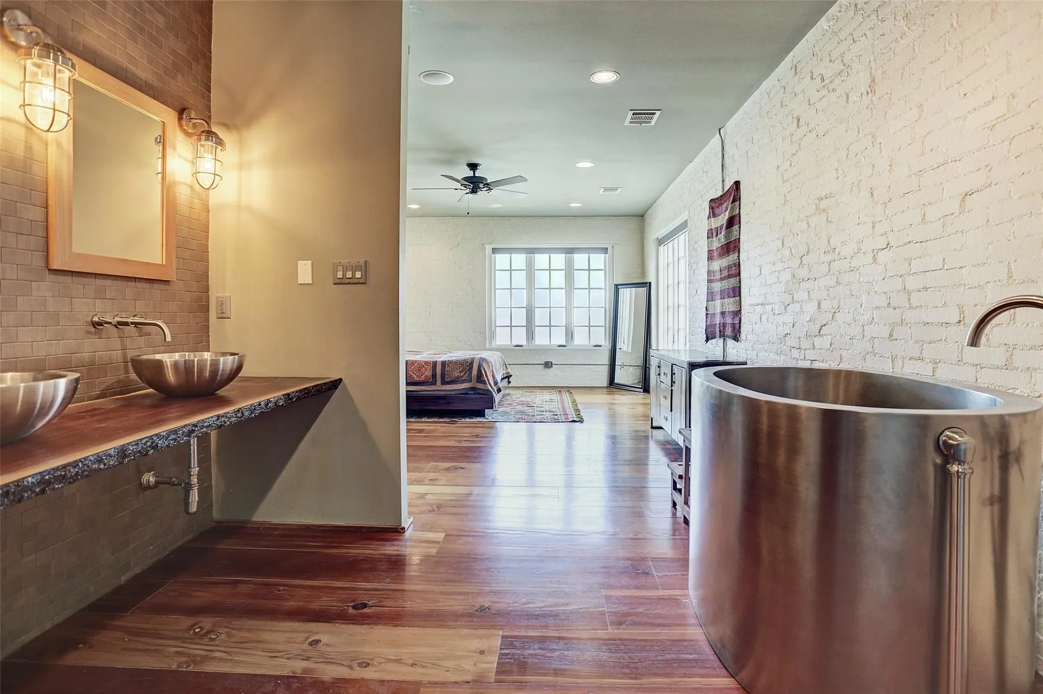 808 Coronado Street, Houston, Texas, United States. - Photo 18