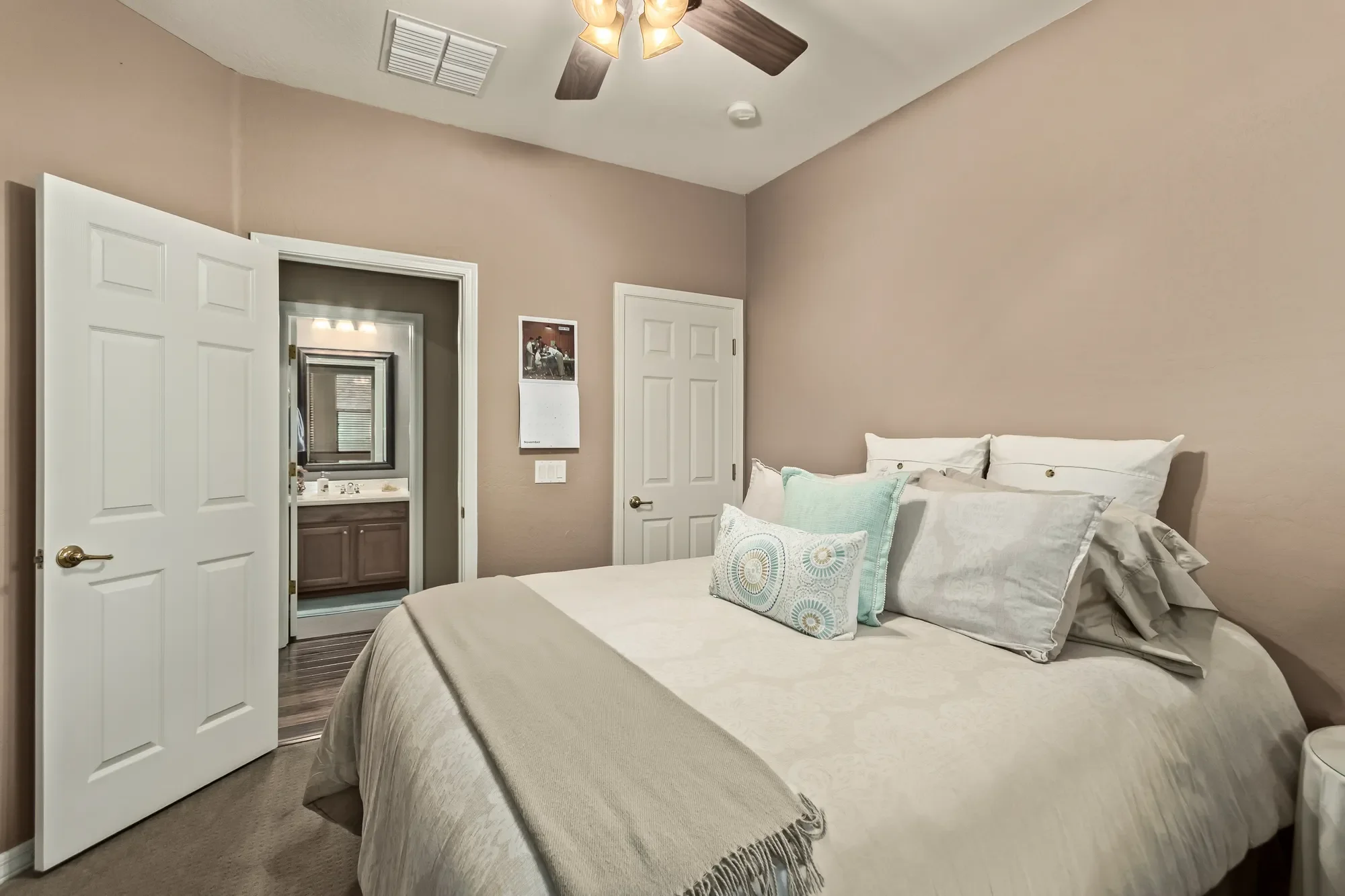 Gallery photo 10