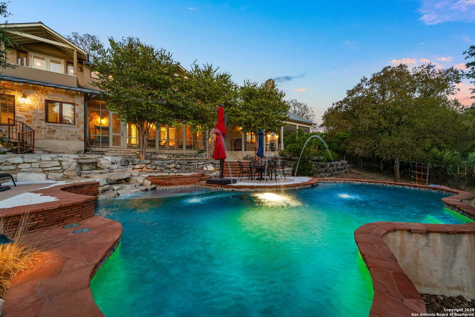 Exterior photo 11