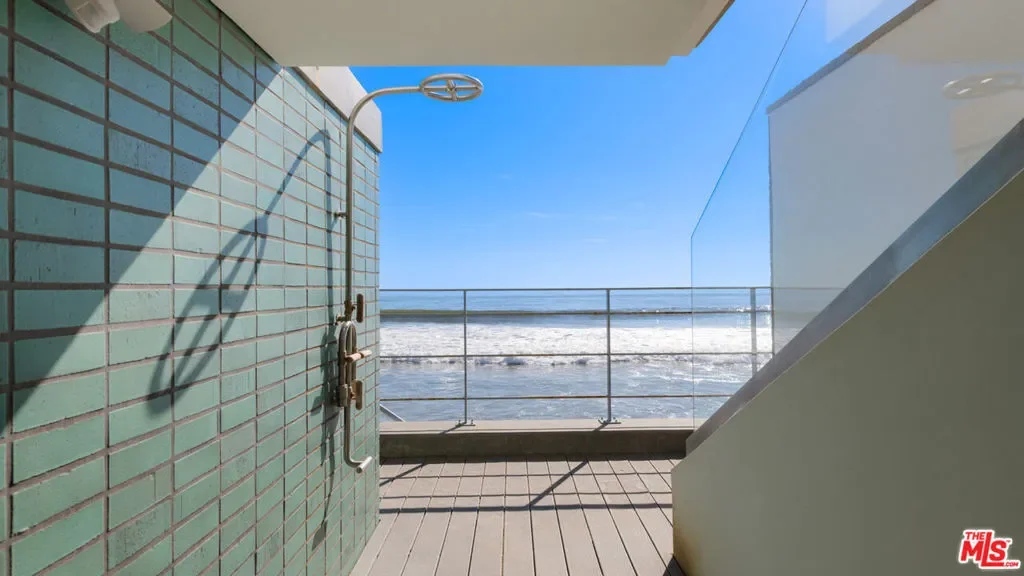 31388 Broad Beach Road, Malibu, California, United States. - Photo 45