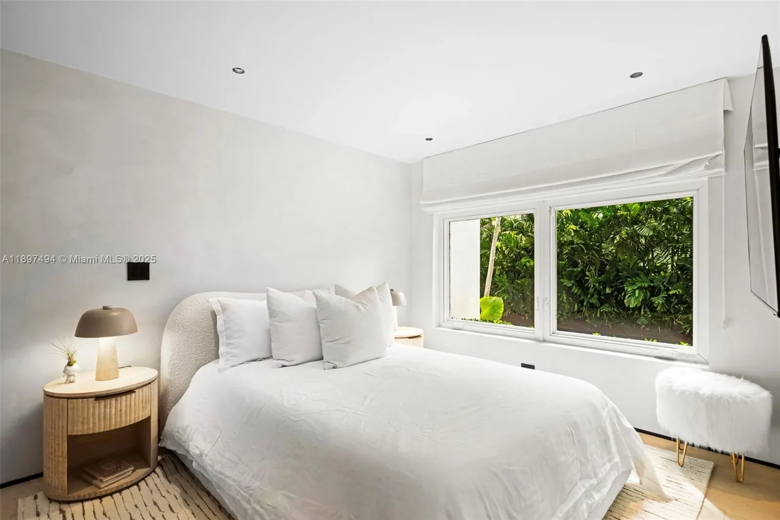 244 W San Marino Dr, Miami Beach, Florida, United States. - Photo 15