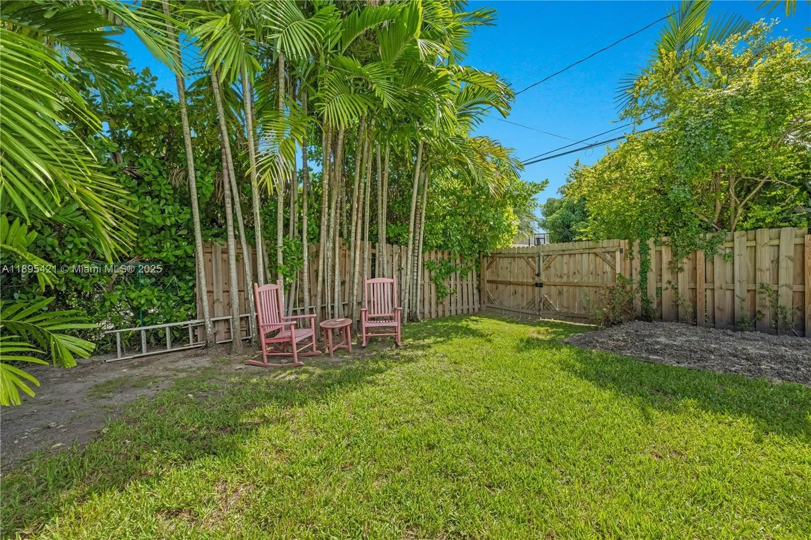 1132 NE 101ST St, Miami, Florida, United States. - Photo 23