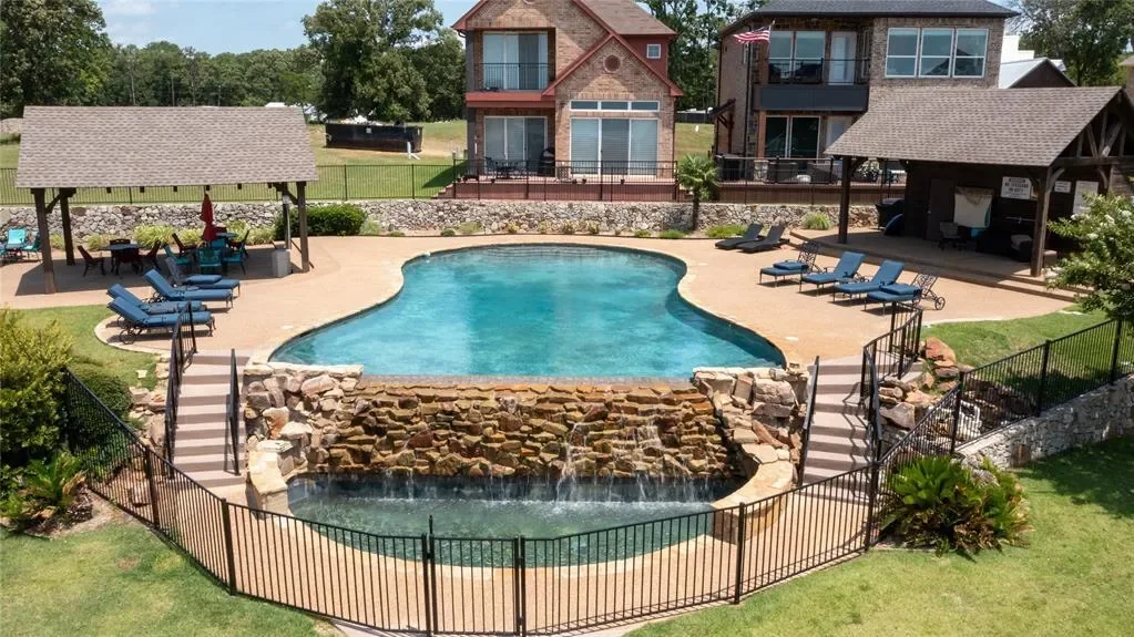 134 Marina Drive, Gun Barrel City, Texas, United States. - Photo 4