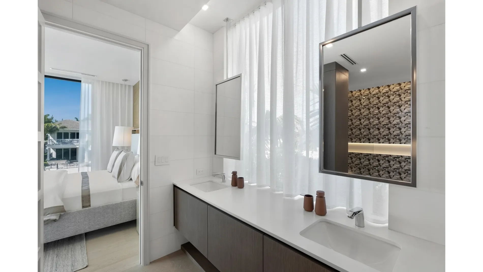207 W Coconut Palm Road, Boca Raton, Florida, United States. - Photo 31