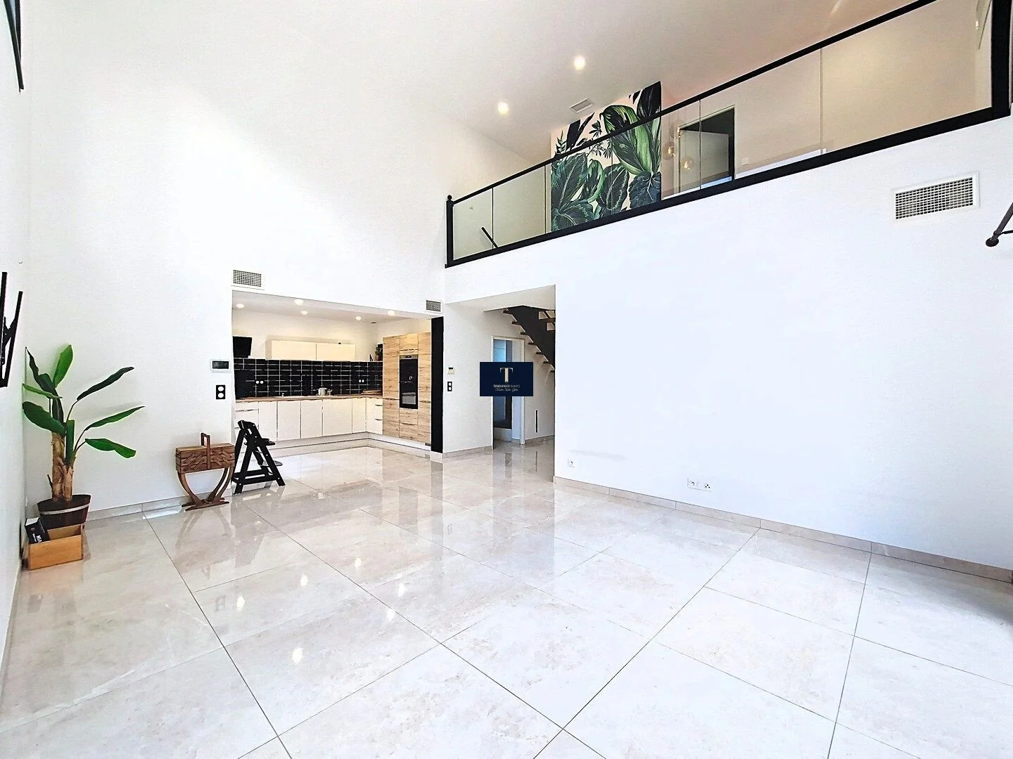 Gallery photo 1