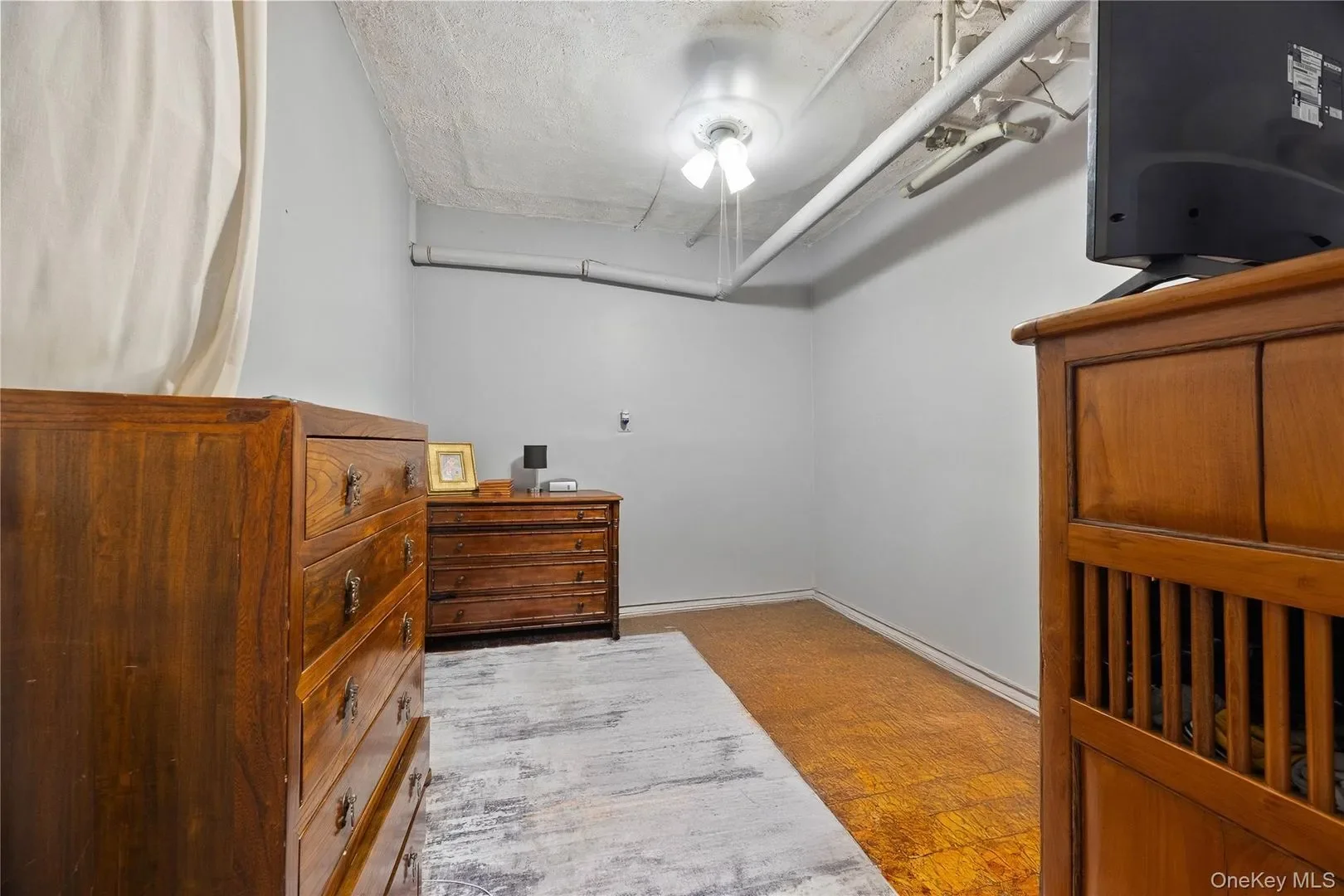 Gallery photo 4