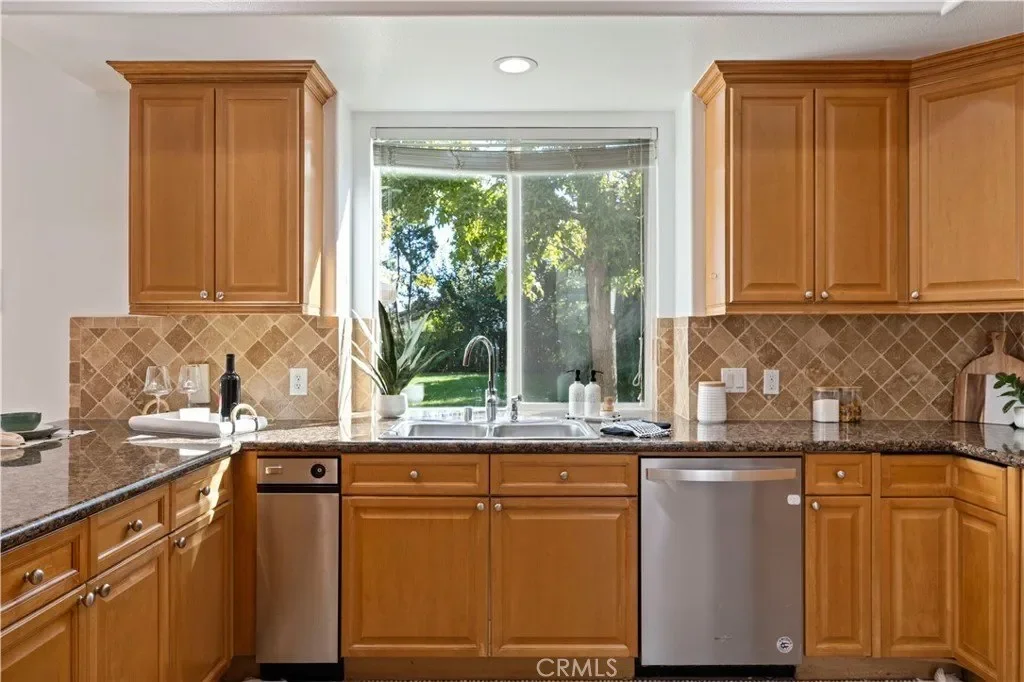 6324 Newcastle Ave, Encino, CA, 91316, USA, Los Angeles, California, United States. - Photo 2