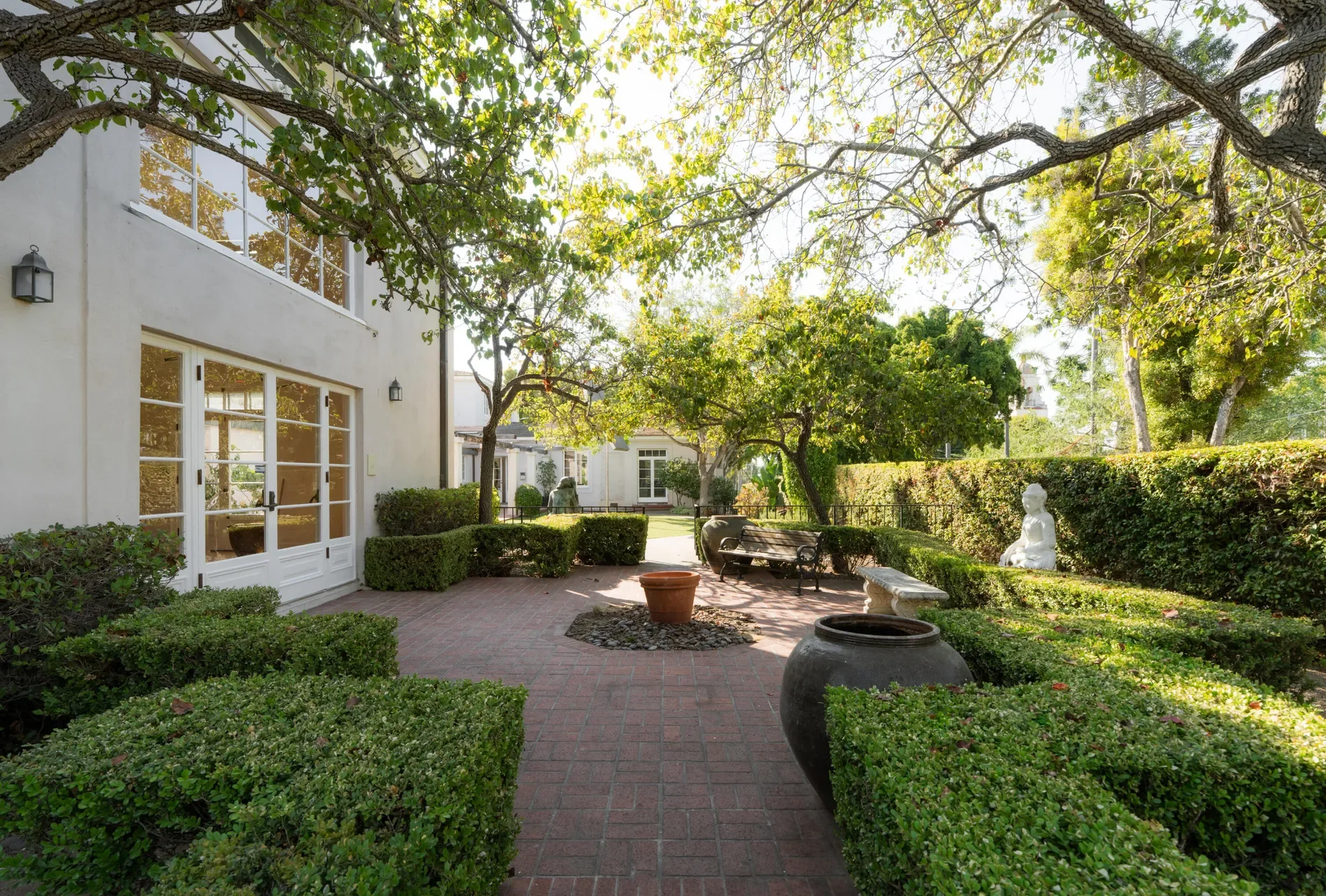 1600 Santa Barbara Street, Santa Barbara, California, United States. - Photo 19