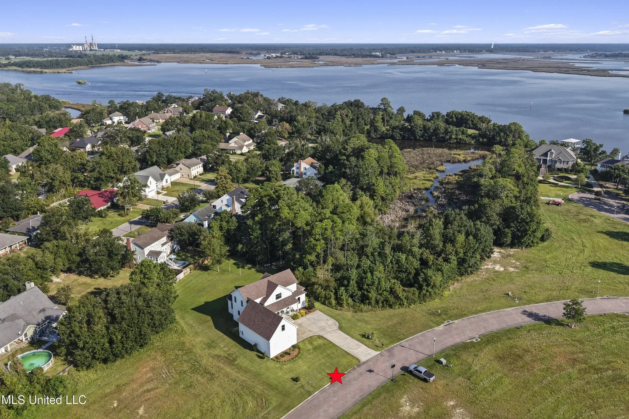 407 Goose Pointe Boulevard, Biloxi, MS 39531, Biloxi, Mississippi, United States. - Photo 60