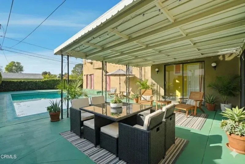 672 W Mendocino Street, Altadena, California, United States. - Photo 38