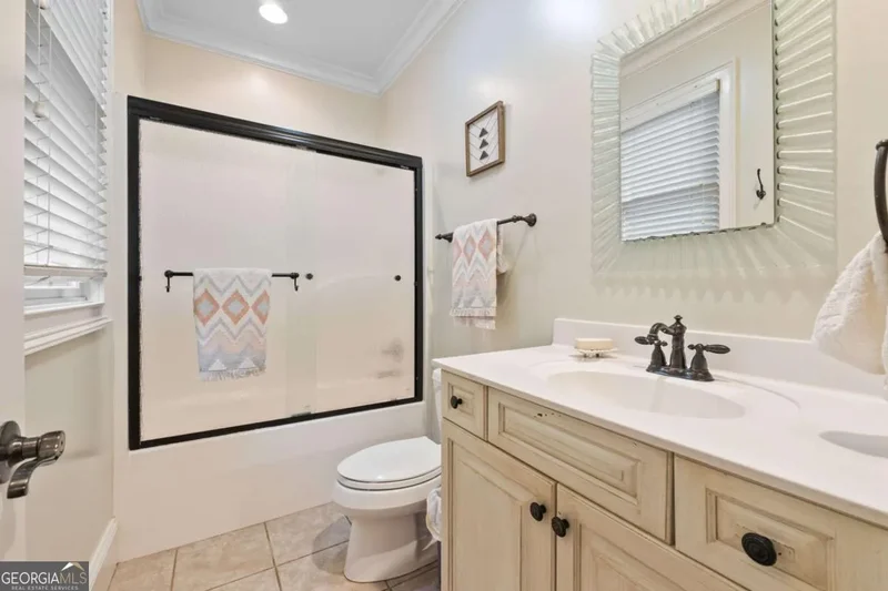 2118 Chatham, Dalton, GA 30720, Dalton, Georgia, United States. - Photo 61
