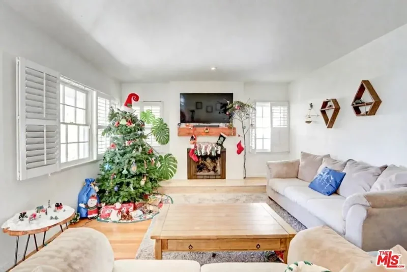 2716 Veteran Avenue, Los Angeles, California, United States. - Photo 5